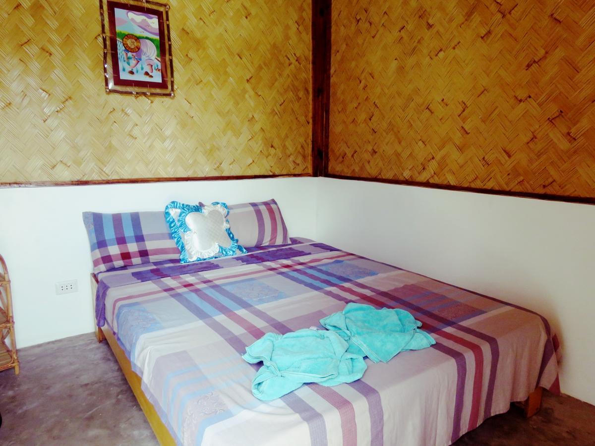 Bella Louise Lodging House Bar And Resto บูซวงกา ภายนอก รูปภาพ